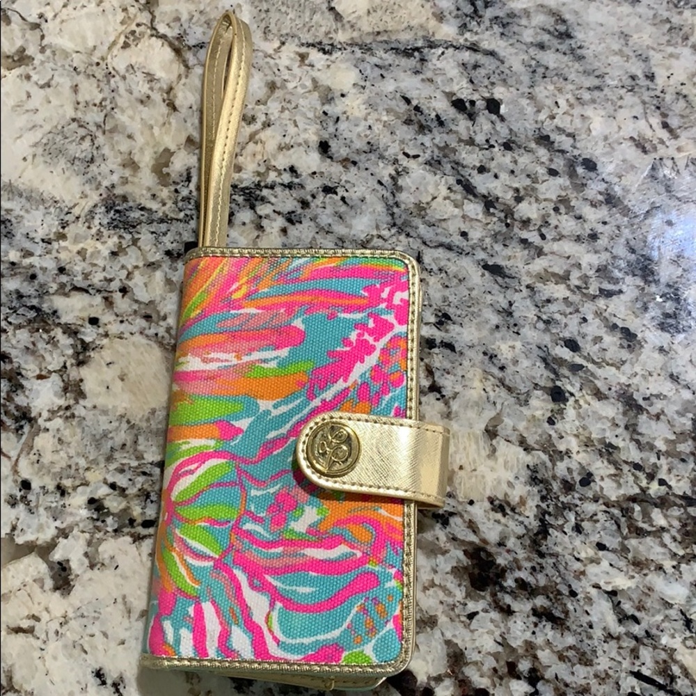 Lilly wristlet.  New without tags.
